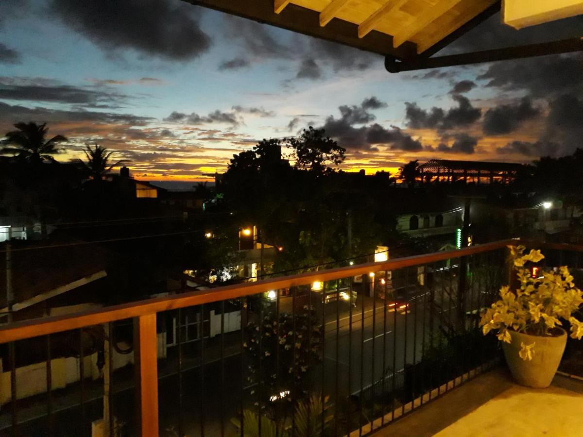 Temptation Hotel Hikkaduwa Exterior photo